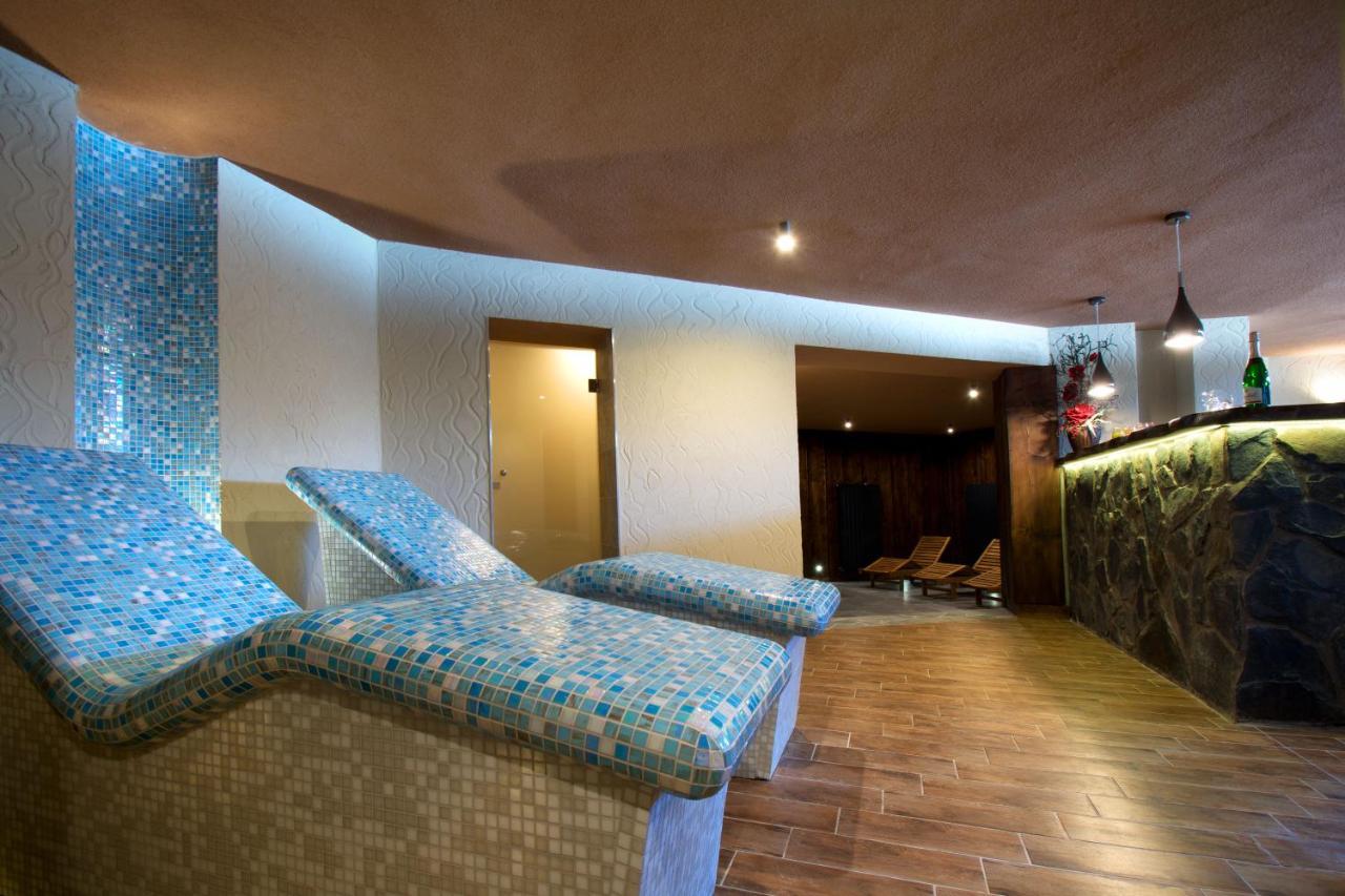 Hotel Lesana Stará Lesná 外观 照片
