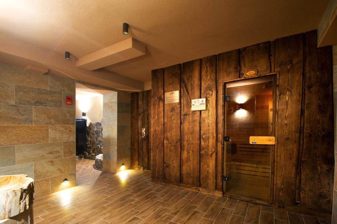Hotel Lesana Stará Lesná 外观 照片