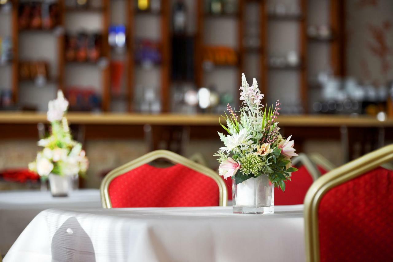 Hotel Lesana Stará Lesná 外观 照片