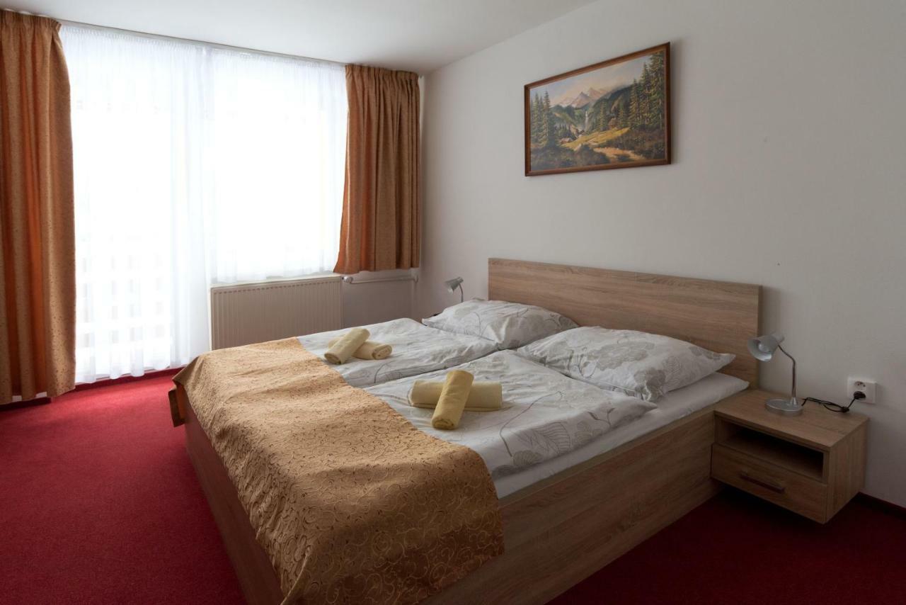 Hotel Lesana Stará Lesná 外观 照片